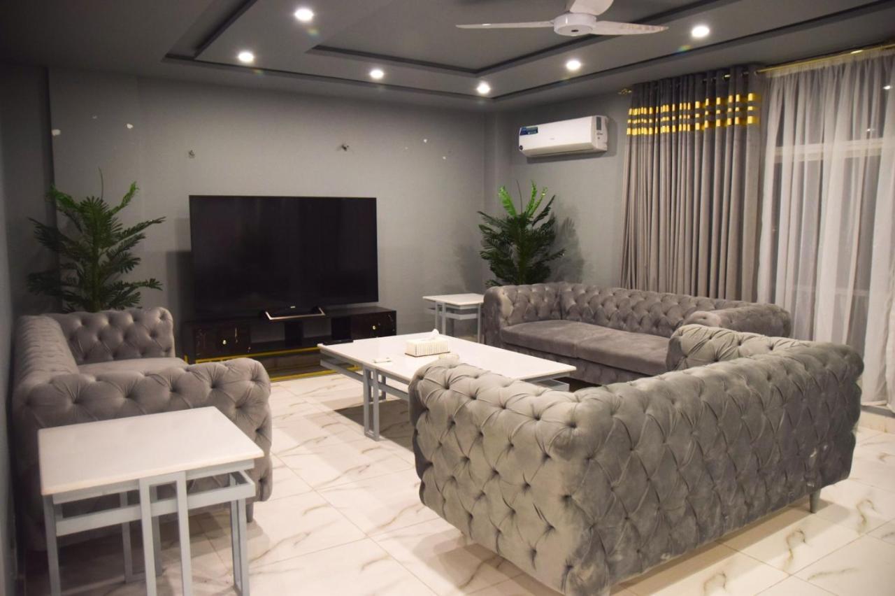 Luxe Suites Bahria Town 拉合尔 外观 照片