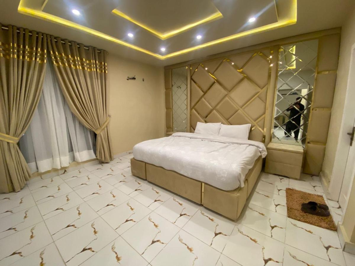 Luxe Suites Bahria Town 拉合尔 外观 照片