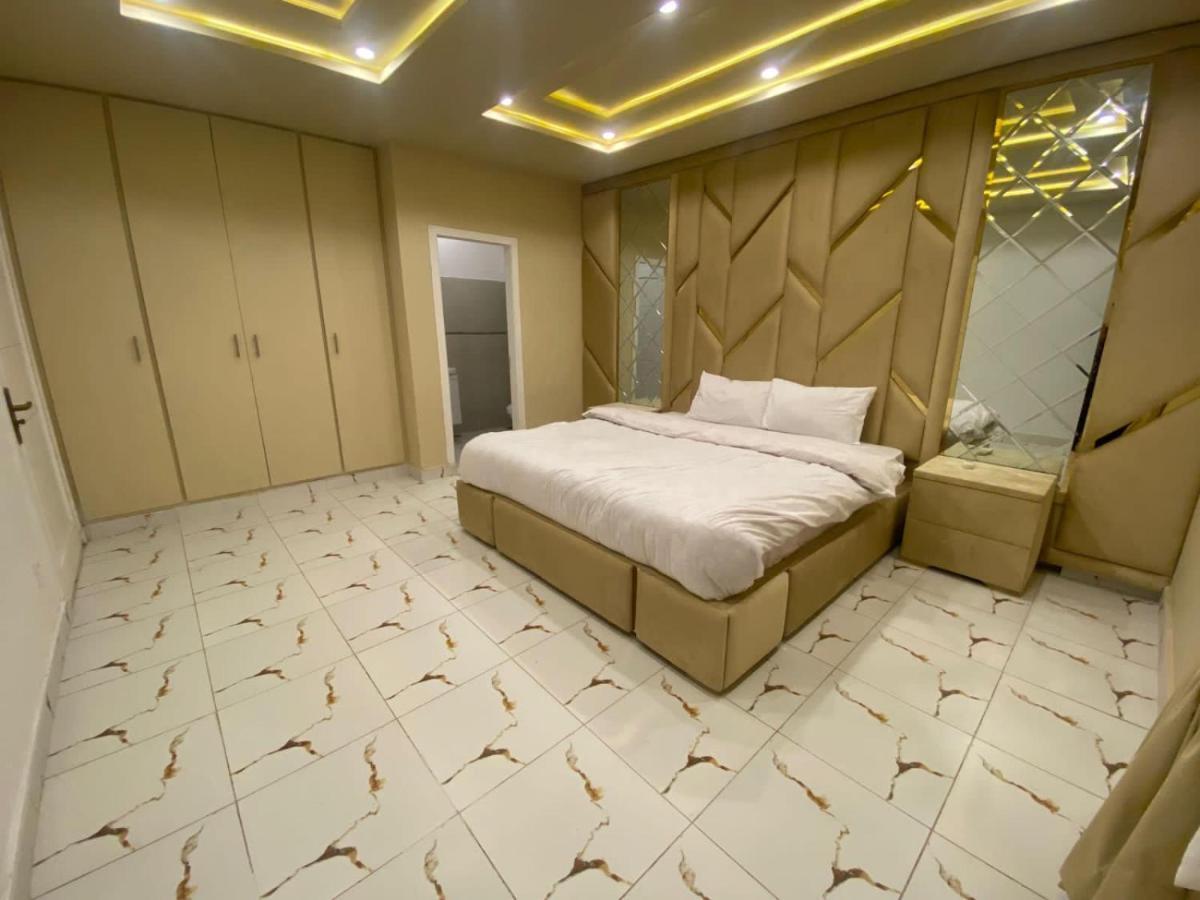 Luxe Suites Bahria Town 拉合尔 外观 照片