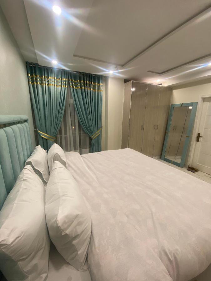 Luxe Suites Bahria Town 拉合尔 外观 照片